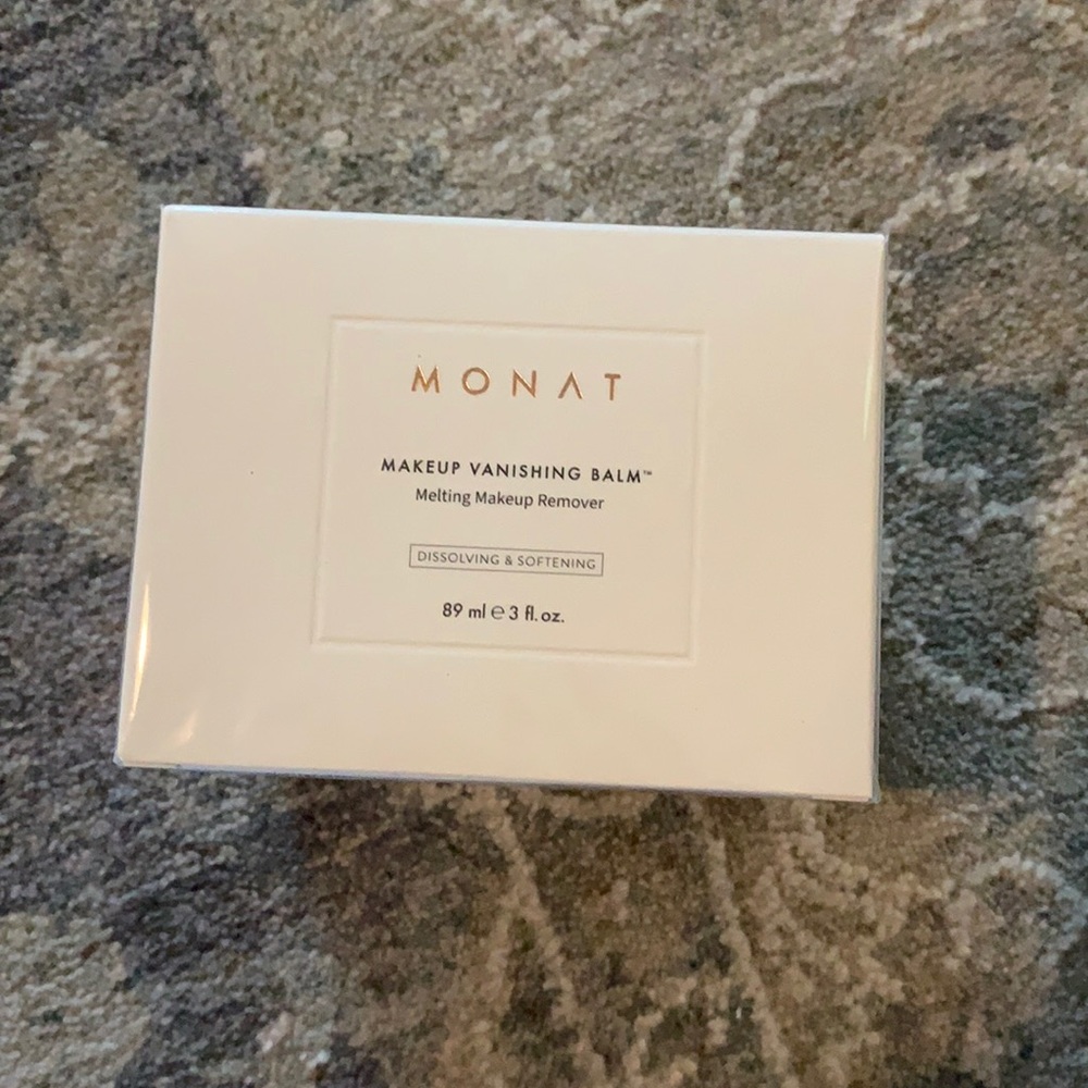 Make- up vanishing balm